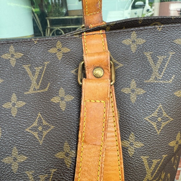Louis Vuitton Sac Shopping Tote - Picture 10 of 16